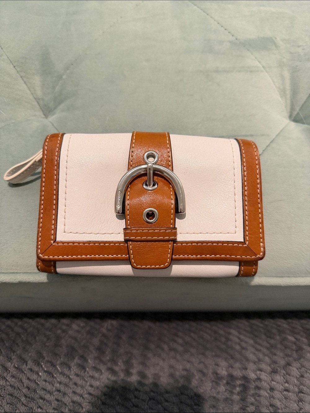 Coach buckle Wallet Soho